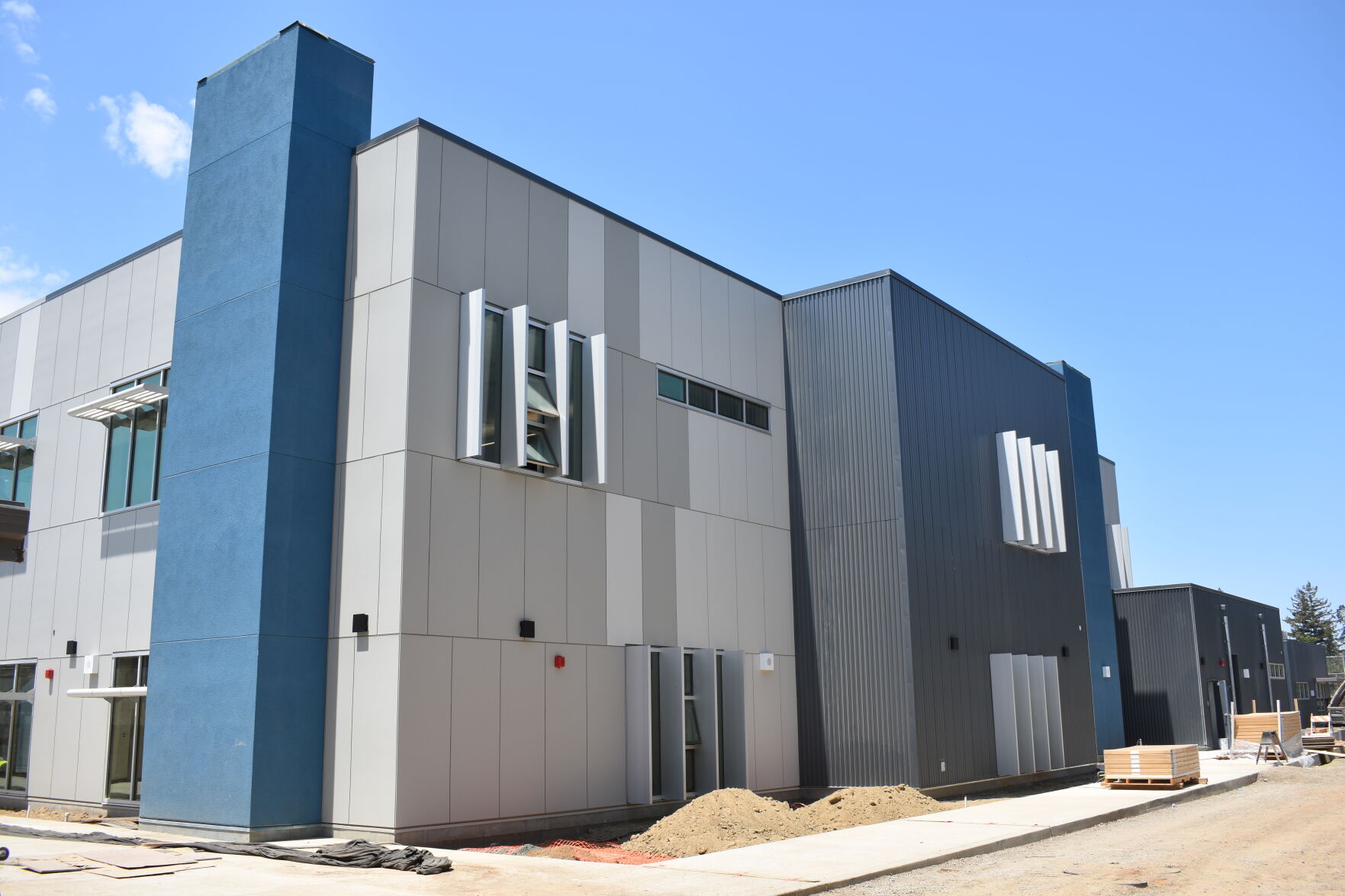 LAHS new classrooms
